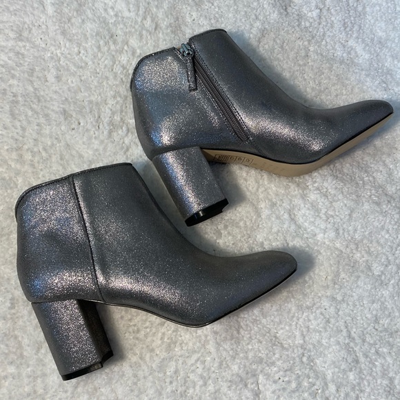 Super cool WHBM Silver leather booties, size 7 - Picture 12 of 12